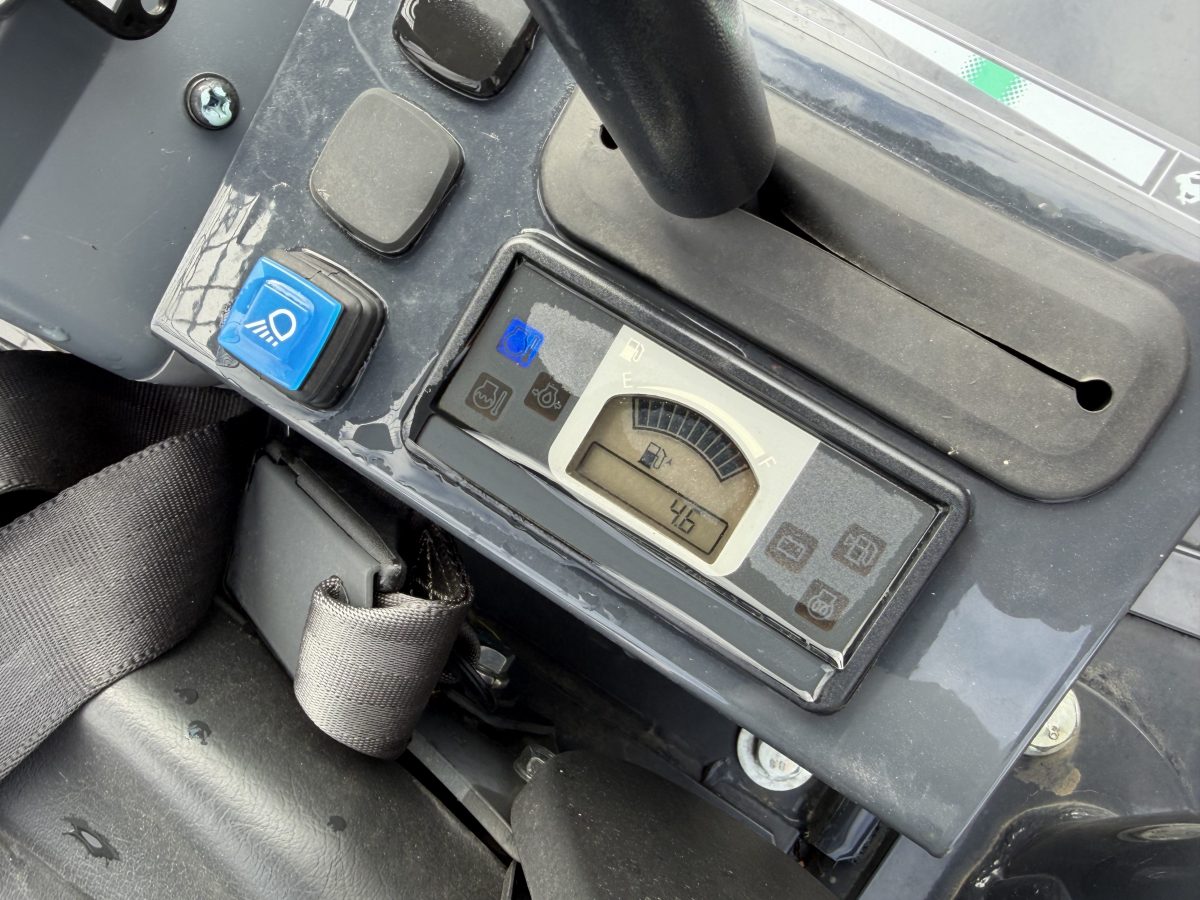 Hitachi ZX19U VA gebraucht kaufen – Detailansicht